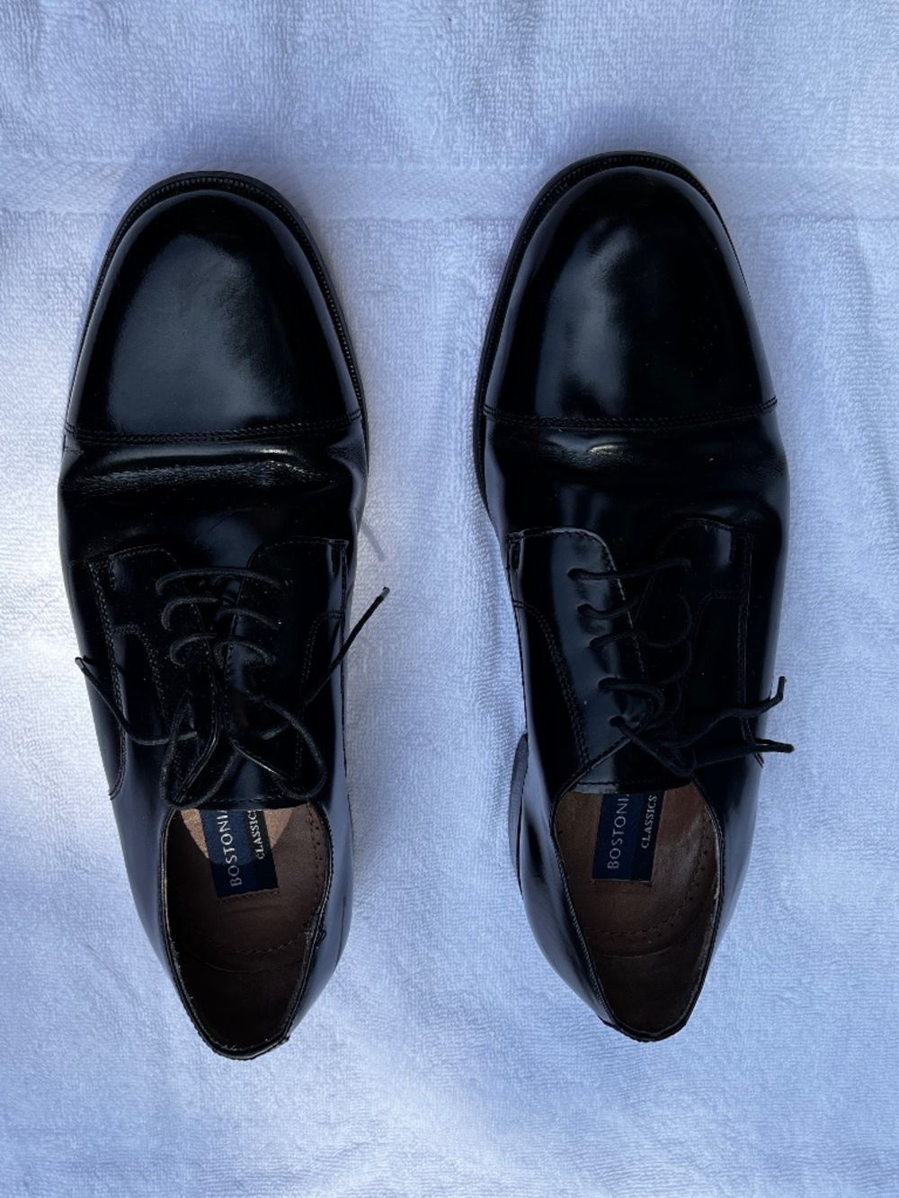 Bostonian Men's black dress shoe